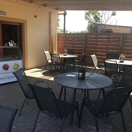 Apartman 1 Fklidu Зноймо Екстер'єр фото